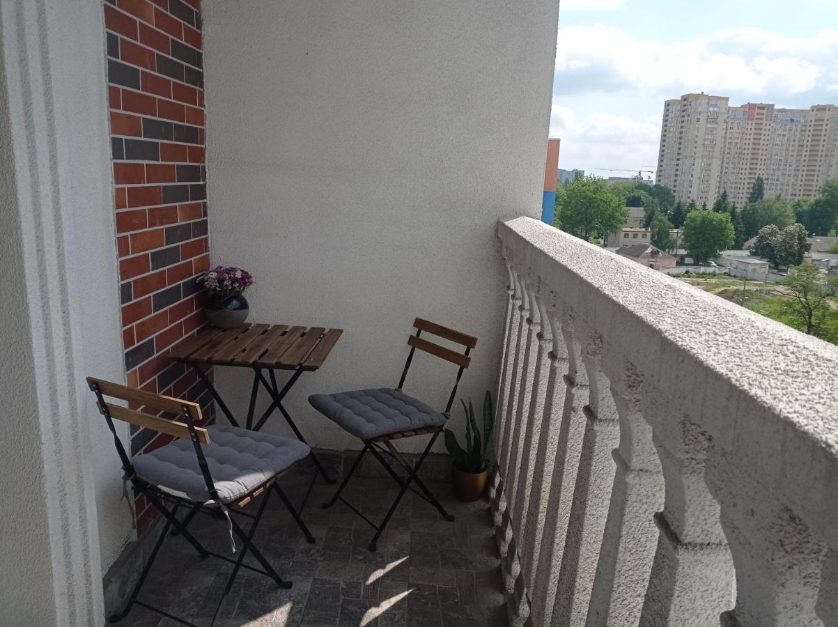New England Deluxe Apartment Kiev Exterior photo